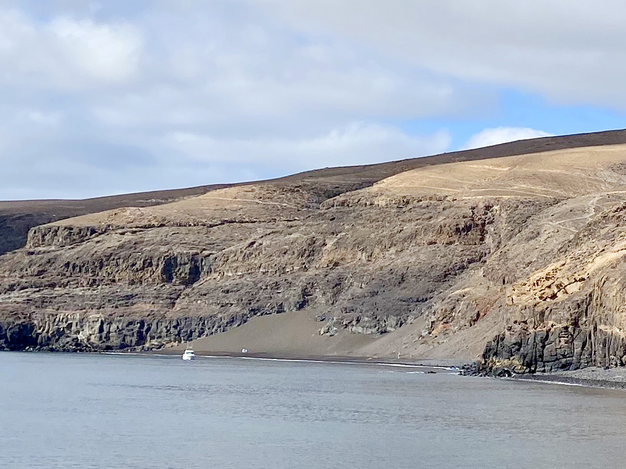 playa quemada far beach