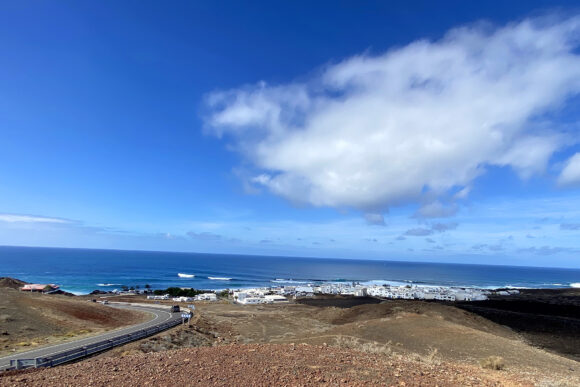 El Golfo town