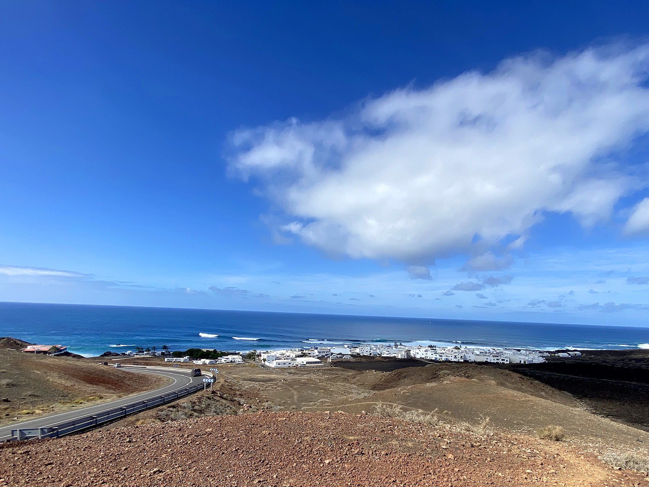 El Golfo town