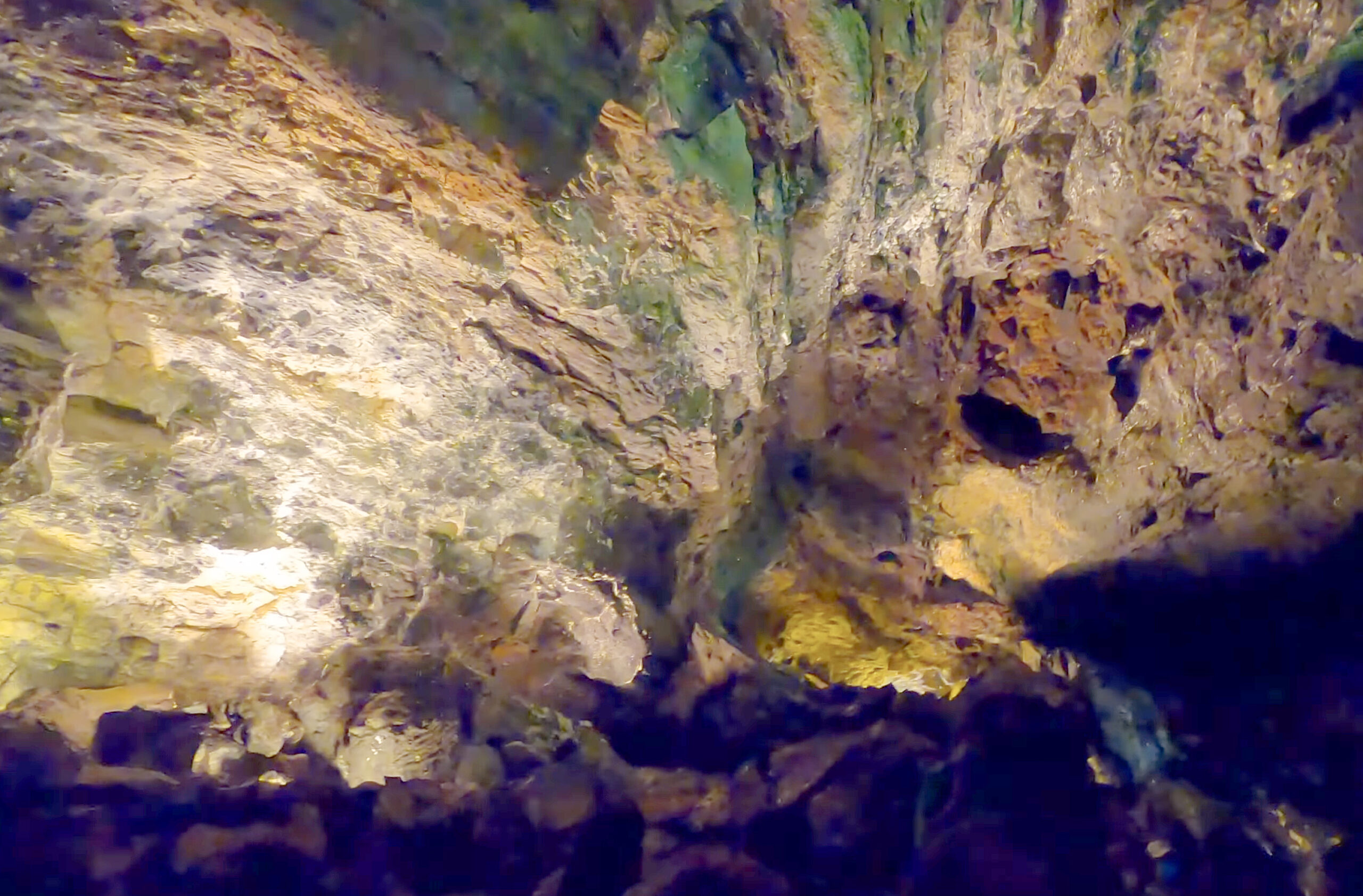 Cueva de los Verdes lava tube detail