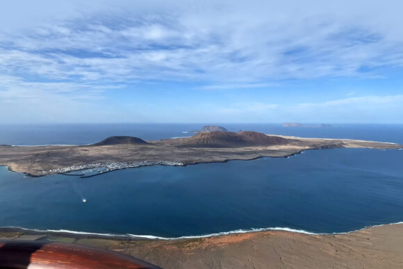 mirador del rio view to la graciosa