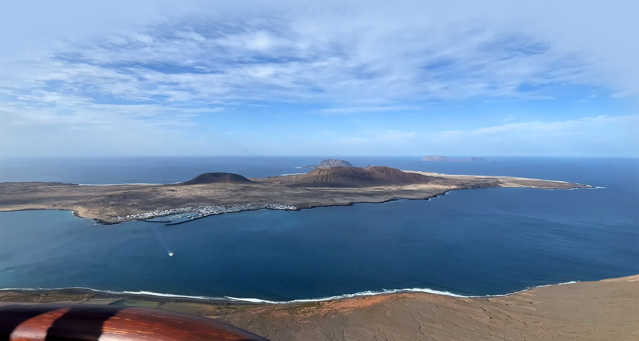 mirador del rio view to la graciosa