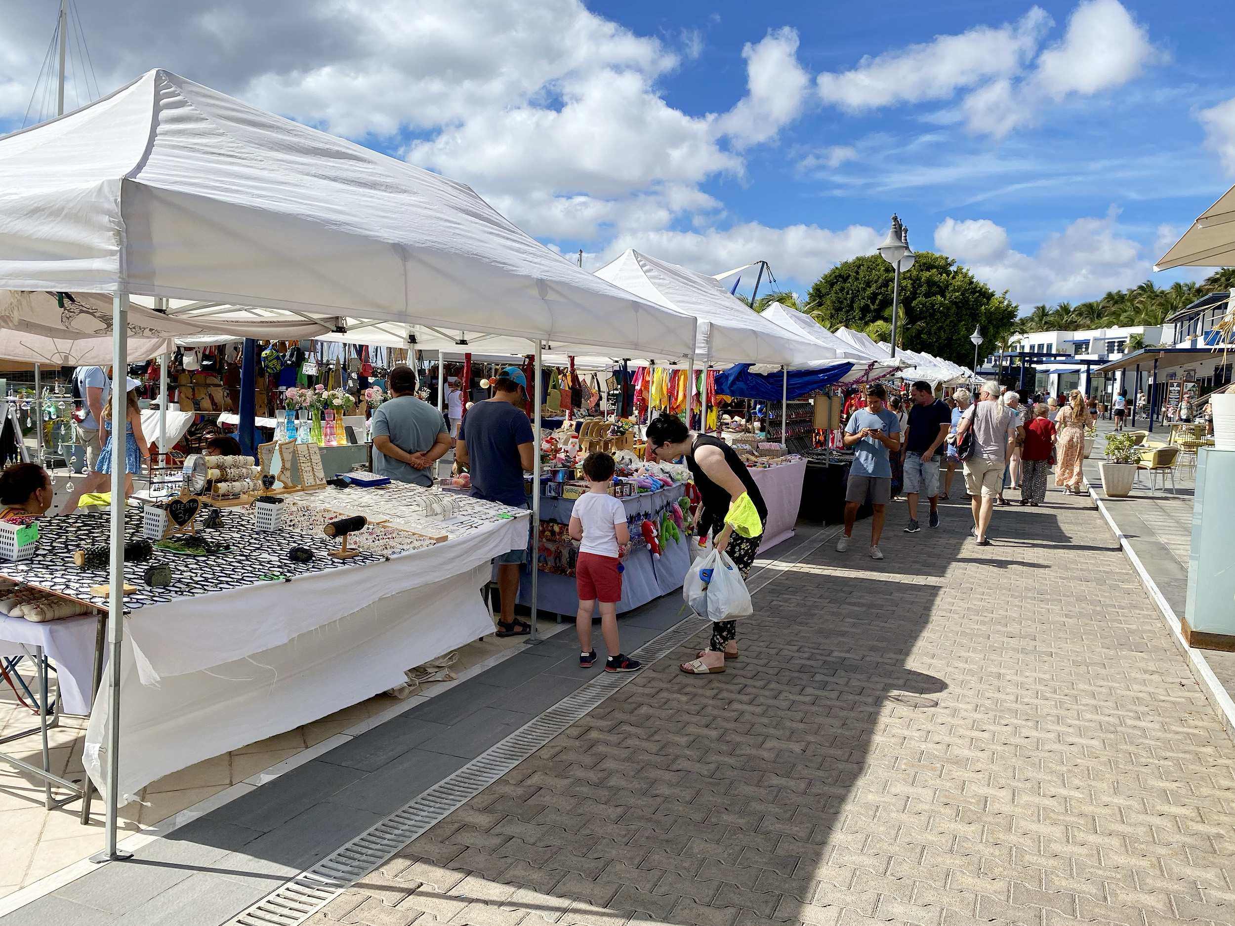 puerto calero market