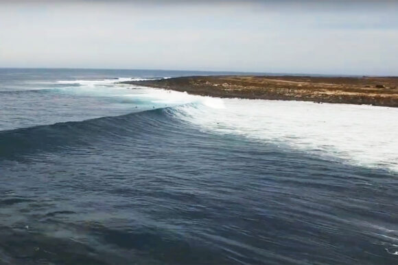 surf at la santa right